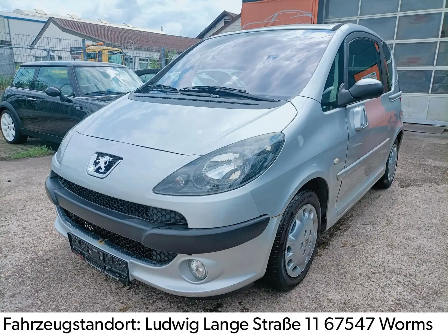 Peugeot 1007 Sport/Klimaauto./Autom./Anhängerkupplung - 1