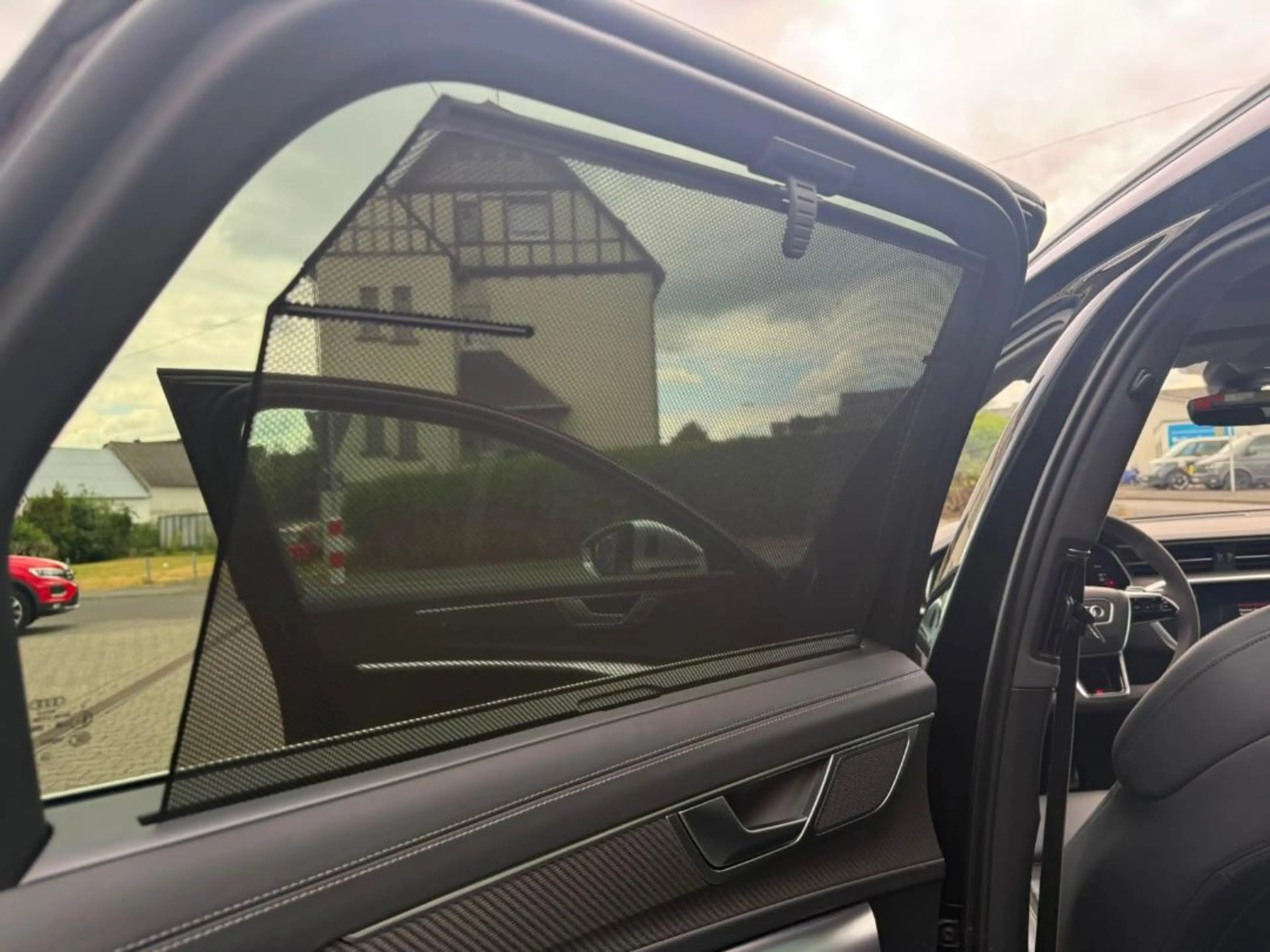 Audi RS6 Avant — photo 12