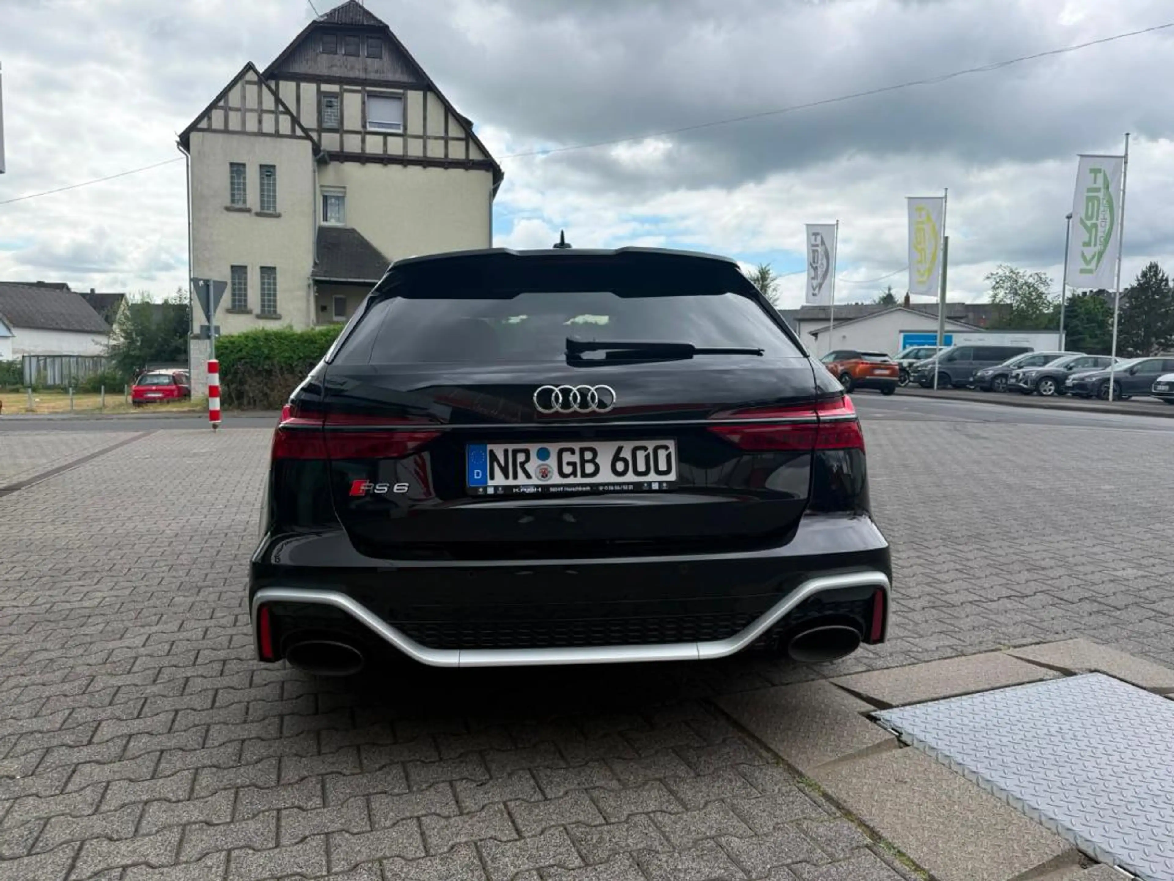Audi RS6 Avant — photo 9