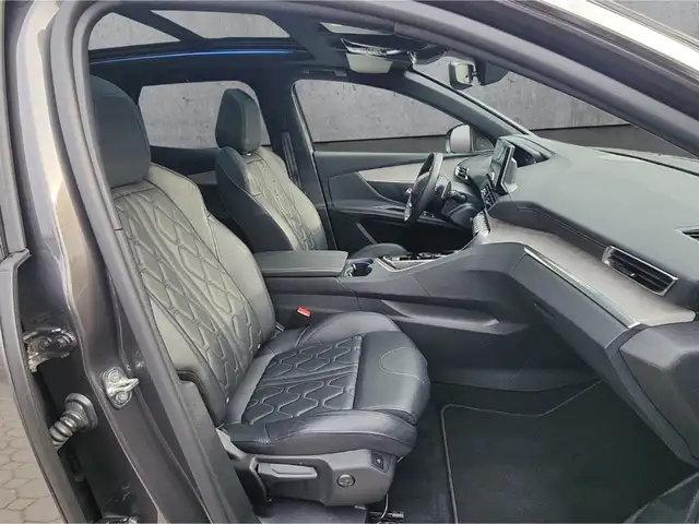 Peugeot 3008 view 13