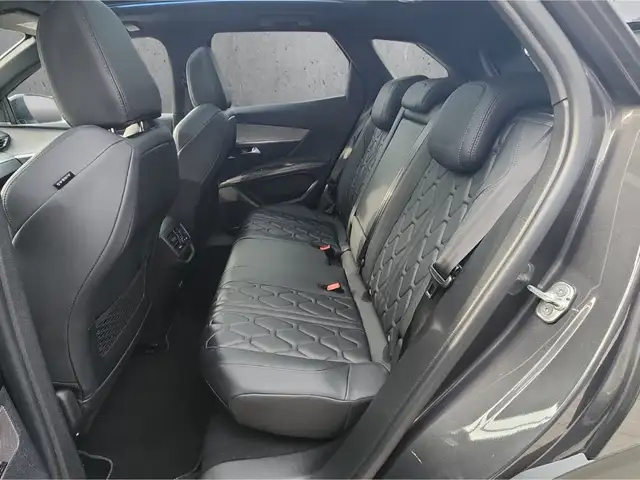 Peugeot 3008 view 8