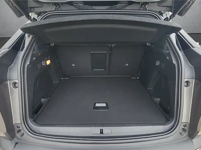 Peugeot 3008 view 7