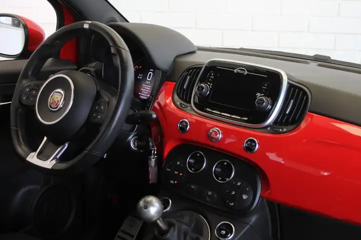 Abarth 500 2019, foto 11