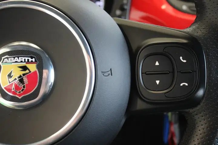 Abarth 500 2019, foto 14