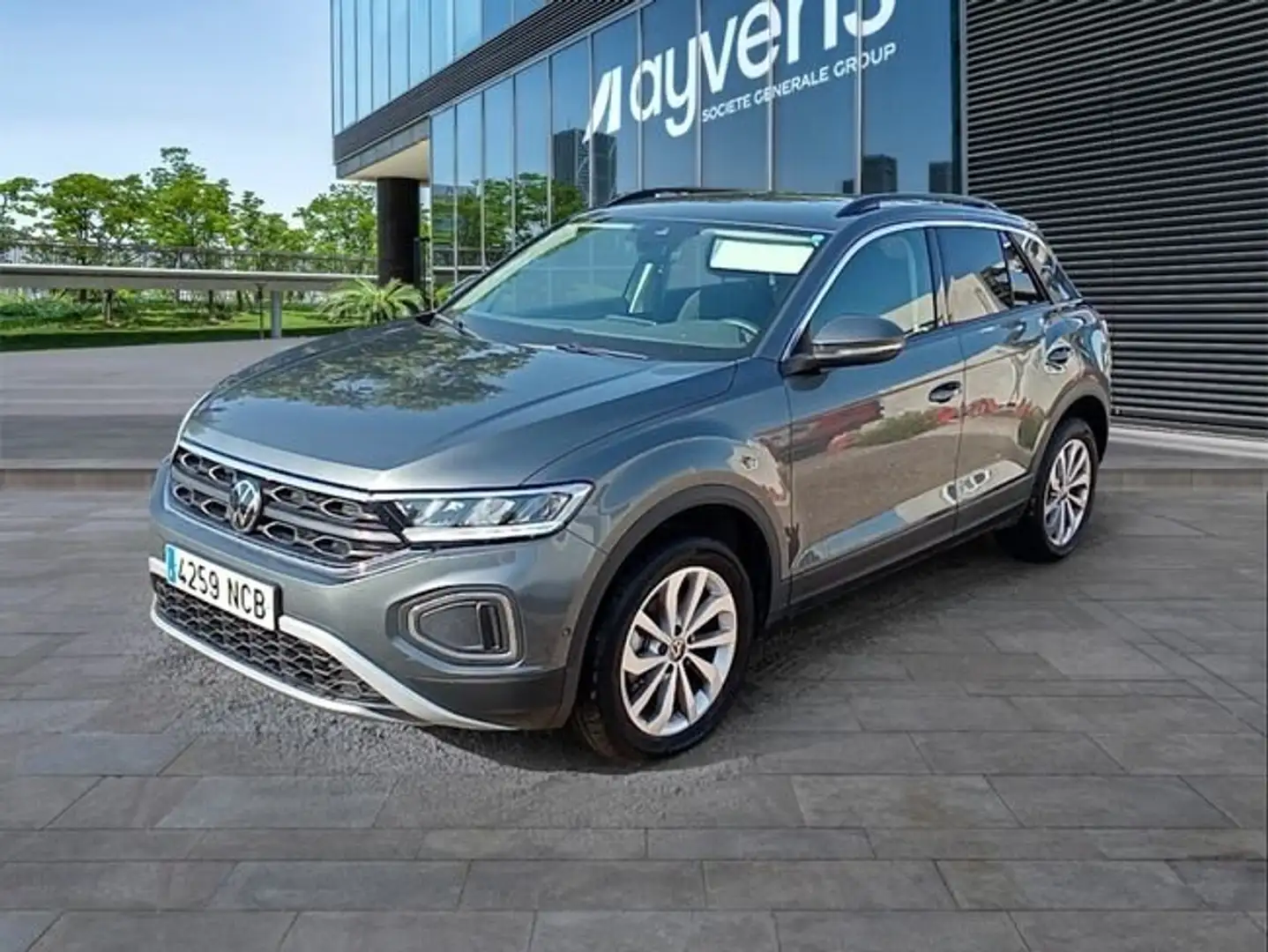 Volkswagen T-Roc 1.5 TSI Más DSG7 110KW Gris - 1