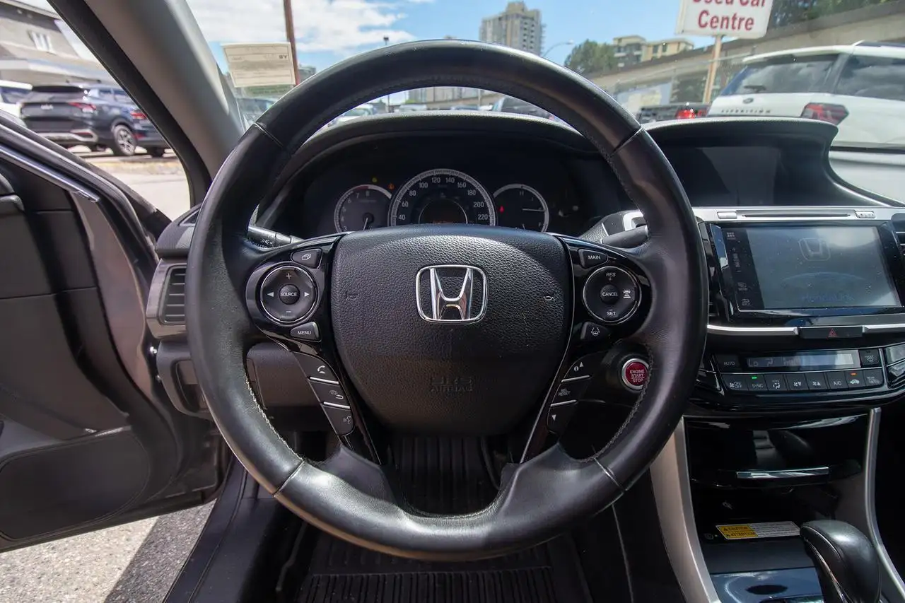 Honda Accord снимка Honda Accord