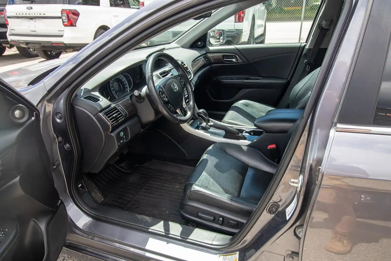 Honda Accord снимка Honda Accord