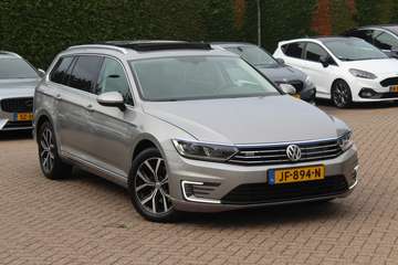 1.4 TSI GTE Highline / Panoramadak / Navigatie / P