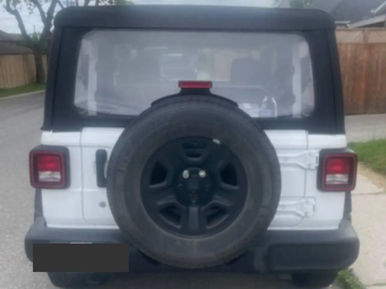 Jeep Wrangler photo Jeep Wrangler