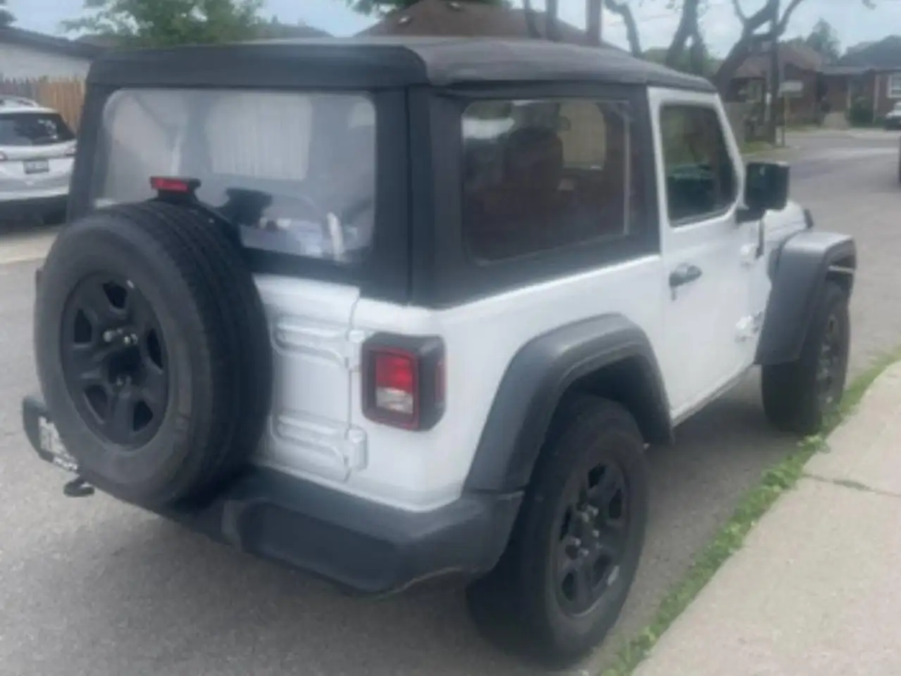 Jeep Wrangler photo Jeep Wrangler