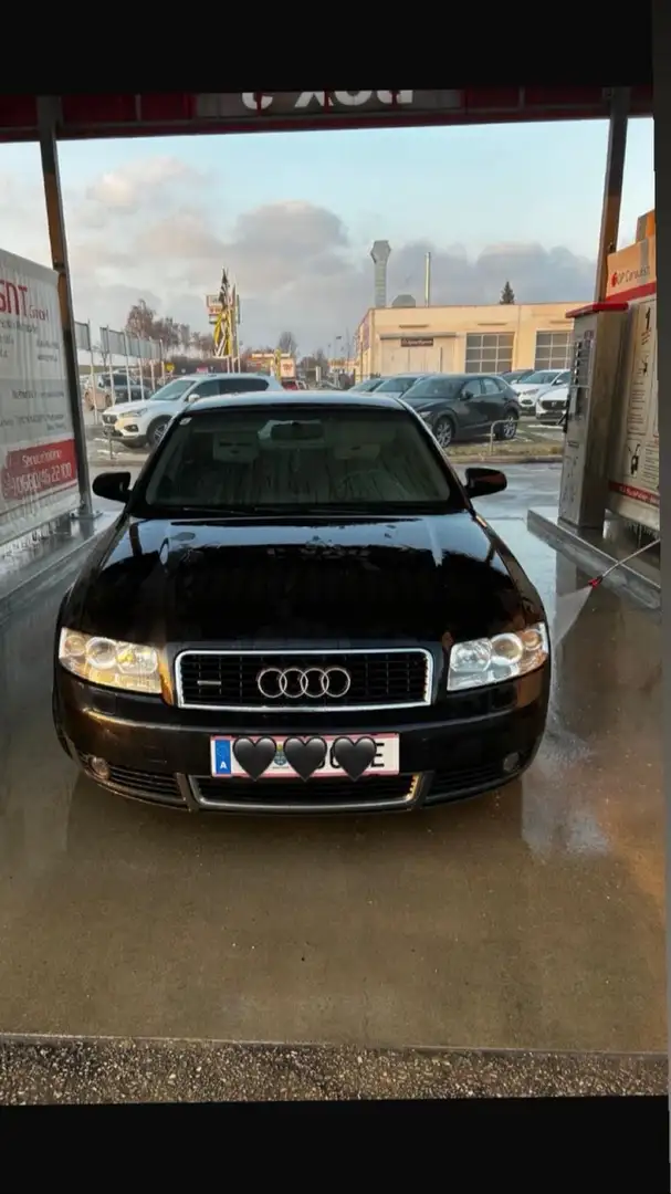 Audi A4 2,5 TDI quattro - 1