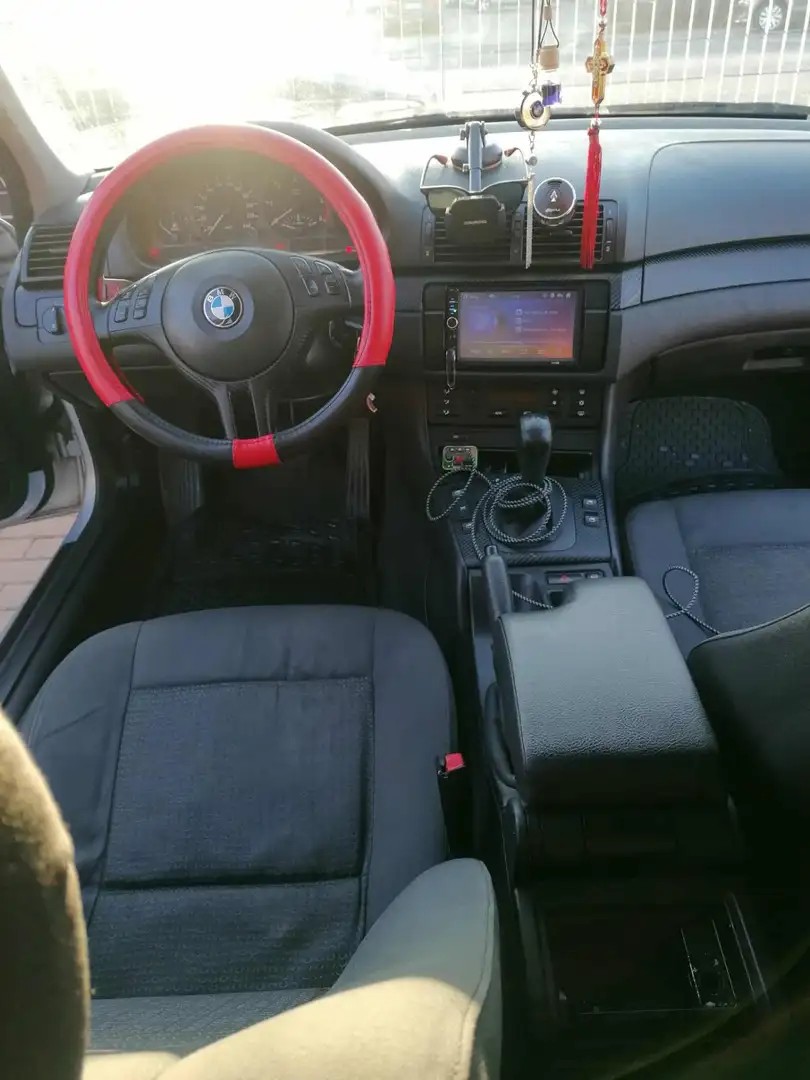 BMW 320 320d Touring Attiva - 2