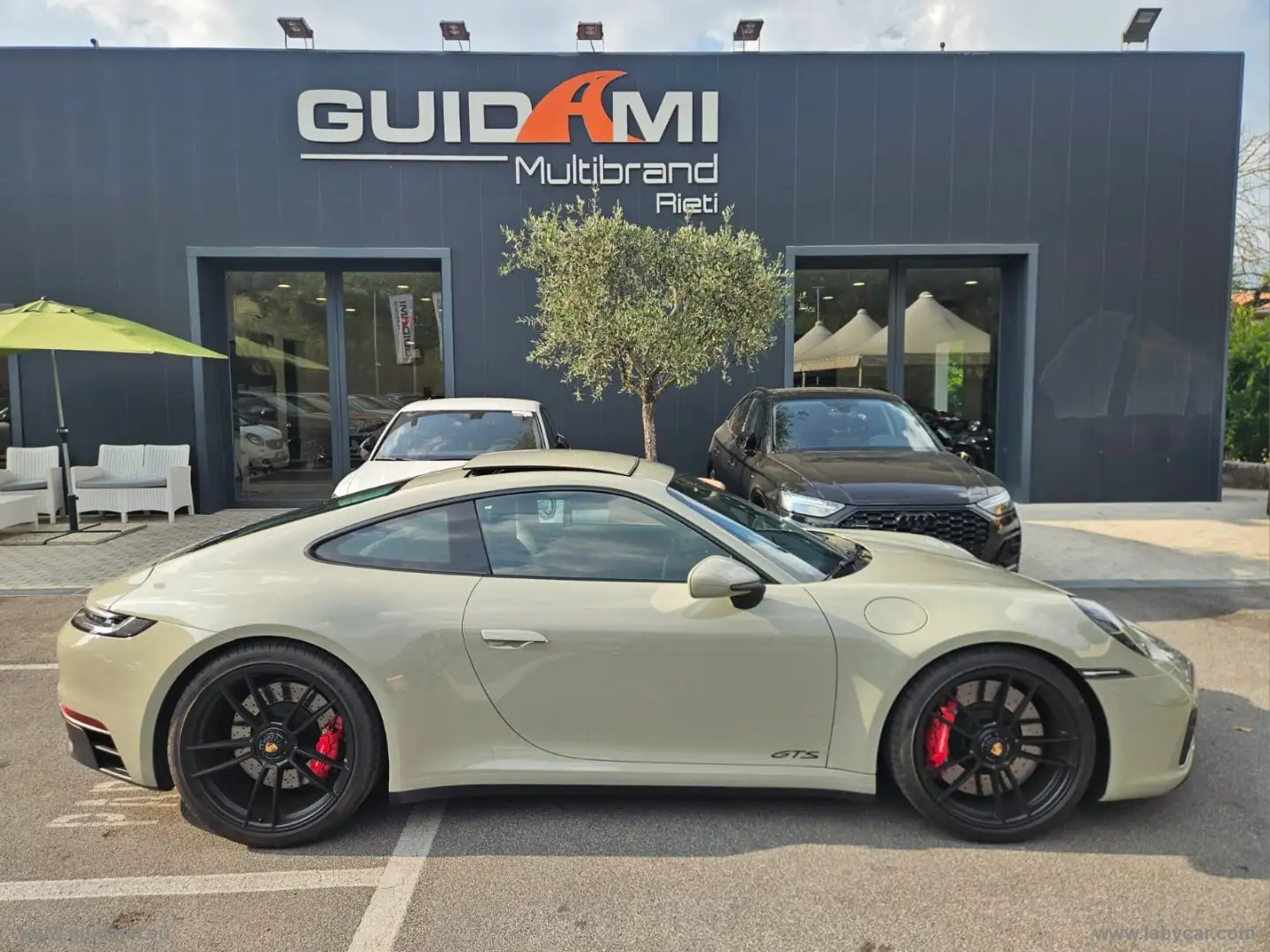 Porsche 911 Carrera GTS Verde - 1