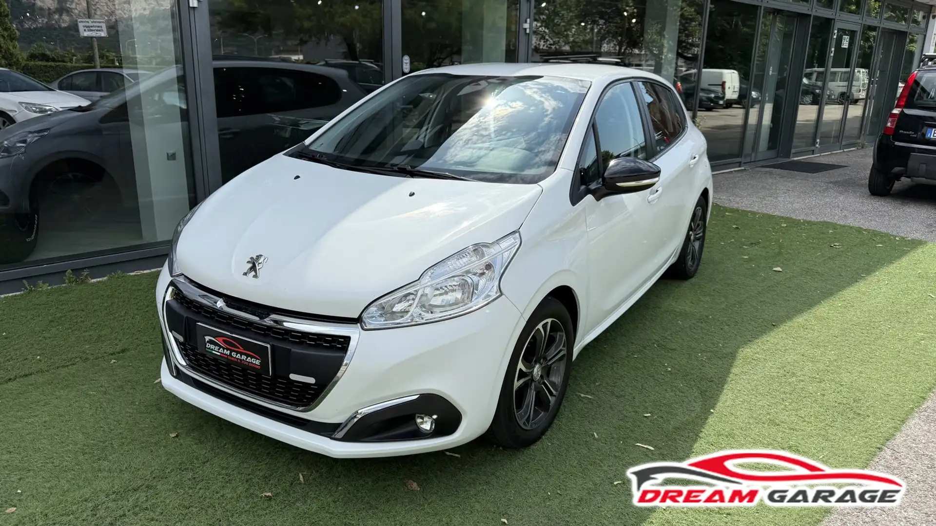 Peugeot 208 208 5p 1.2 vti 12v Allure - NEOPATENTATI Bianco - 1