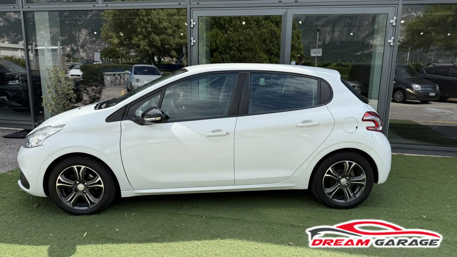 Peugeot 208 208 5p 1.2 vti 12v Allure - NEOPATENTATI Bianco - 2