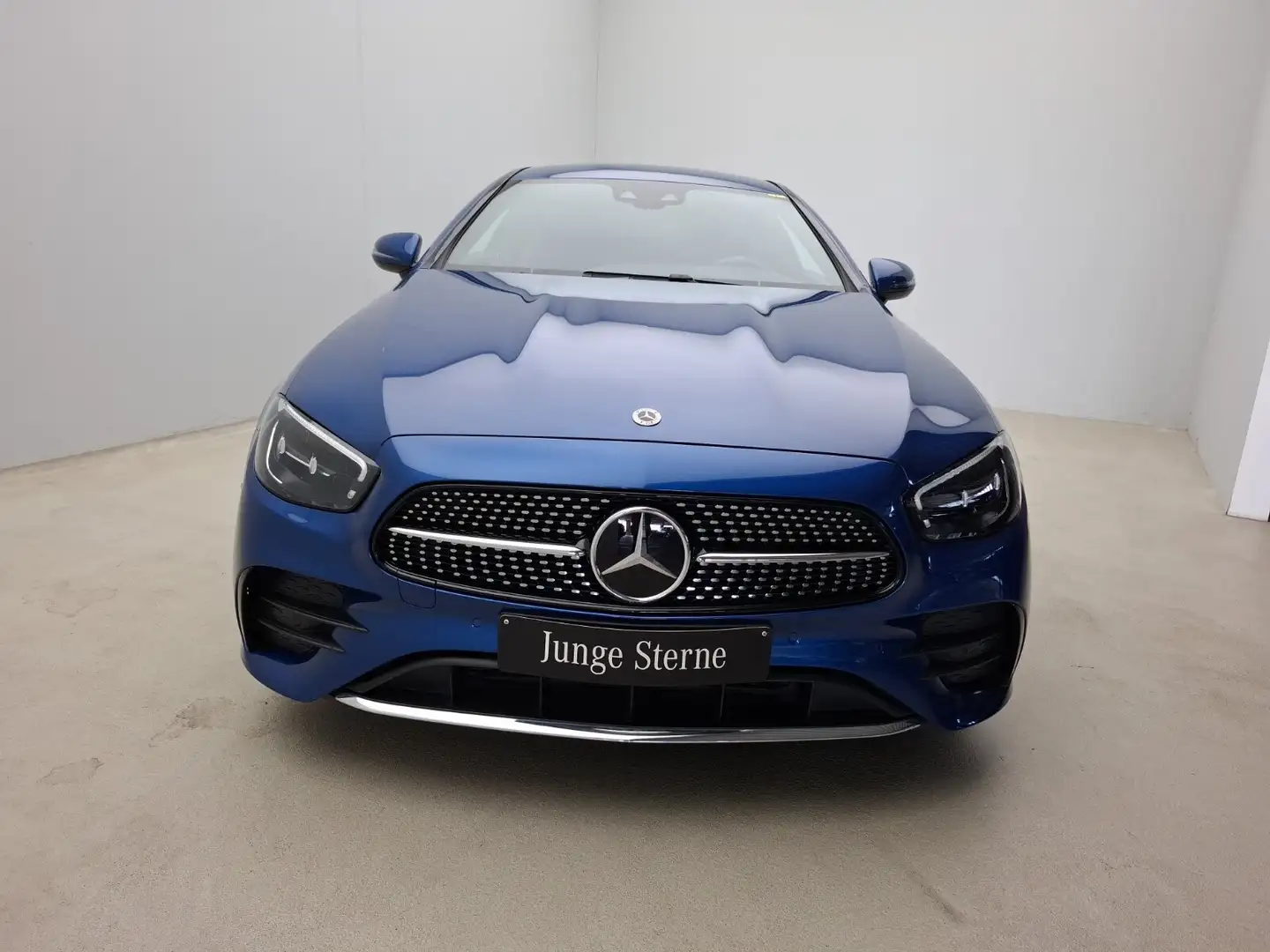 Mercedes-Benz E 200 E 200 Coupé AMG Distronic Burmester 19" Ambiente Blau - 2