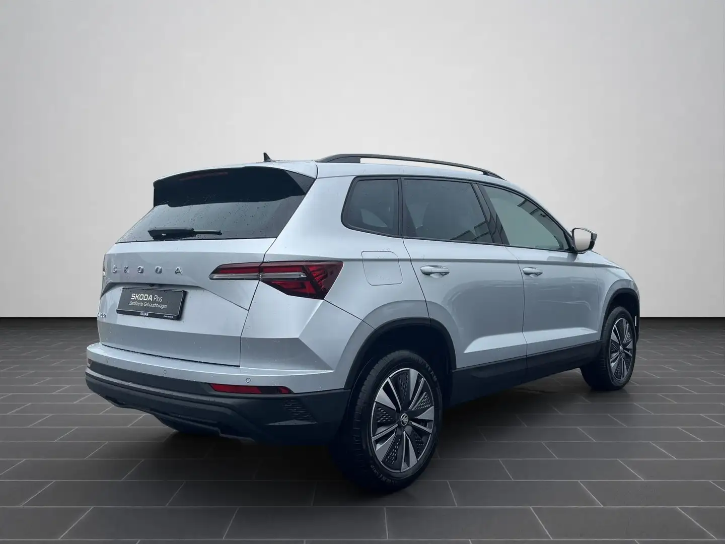 Skoda Karoq Style 2,0 TDI DSG KAMERA VirtualCockpit MA Silber - 2