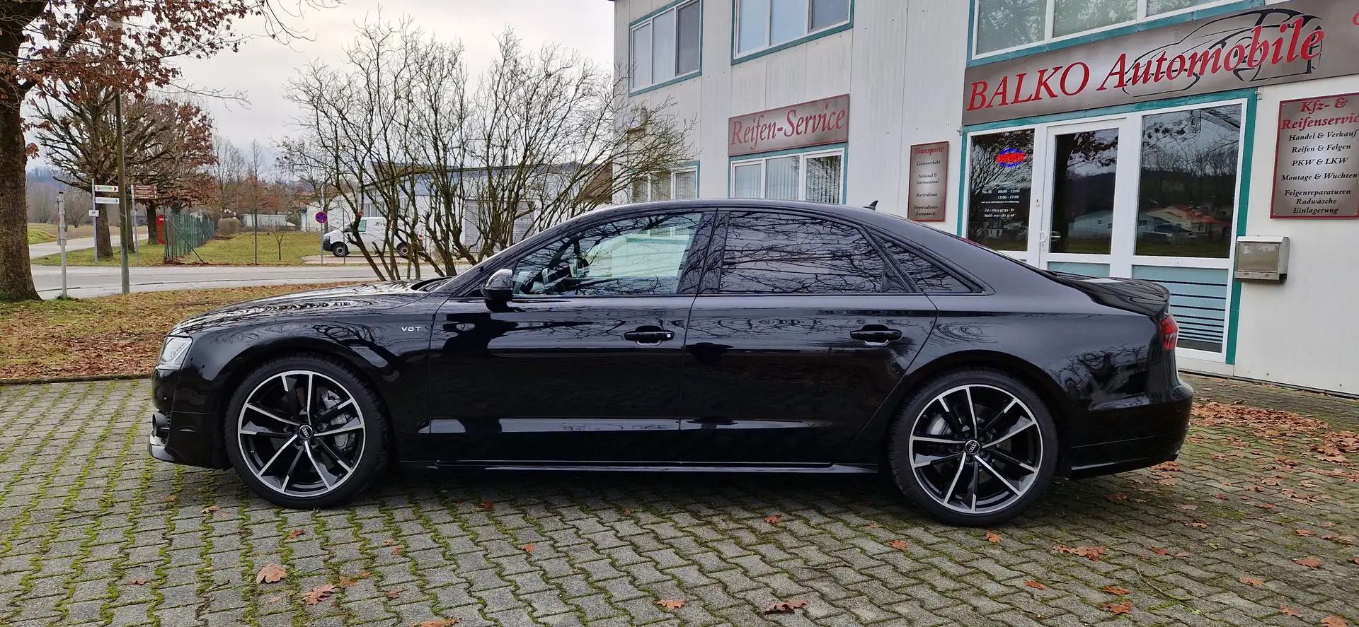 Audi S8 4.0 TFSI quattro plus 720PS Schwarz - 2