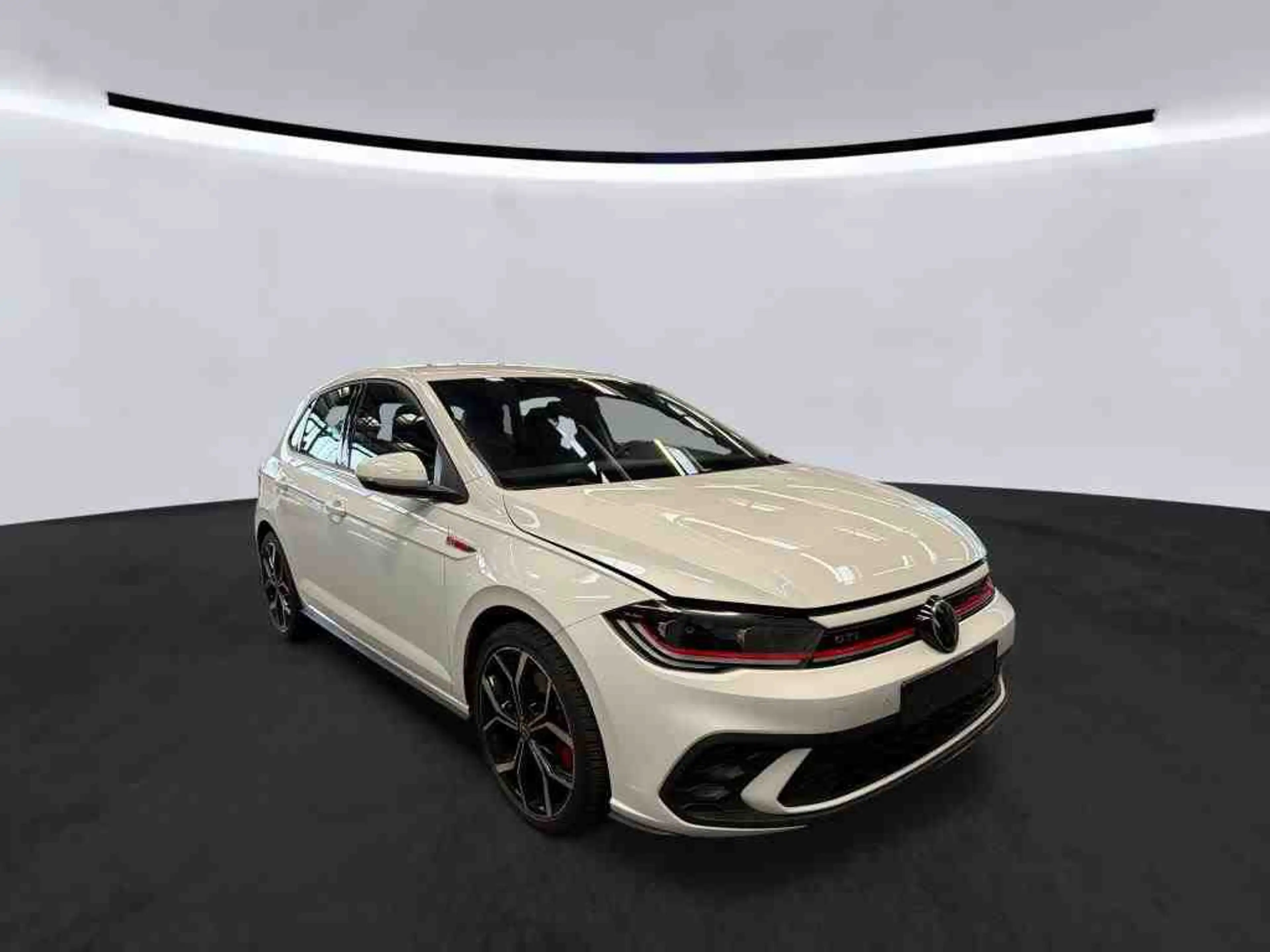 Volkswagen Polo GTI 2.0 TSI Sitzh LED LM18 Faro AUT LED PDC — photo 3
