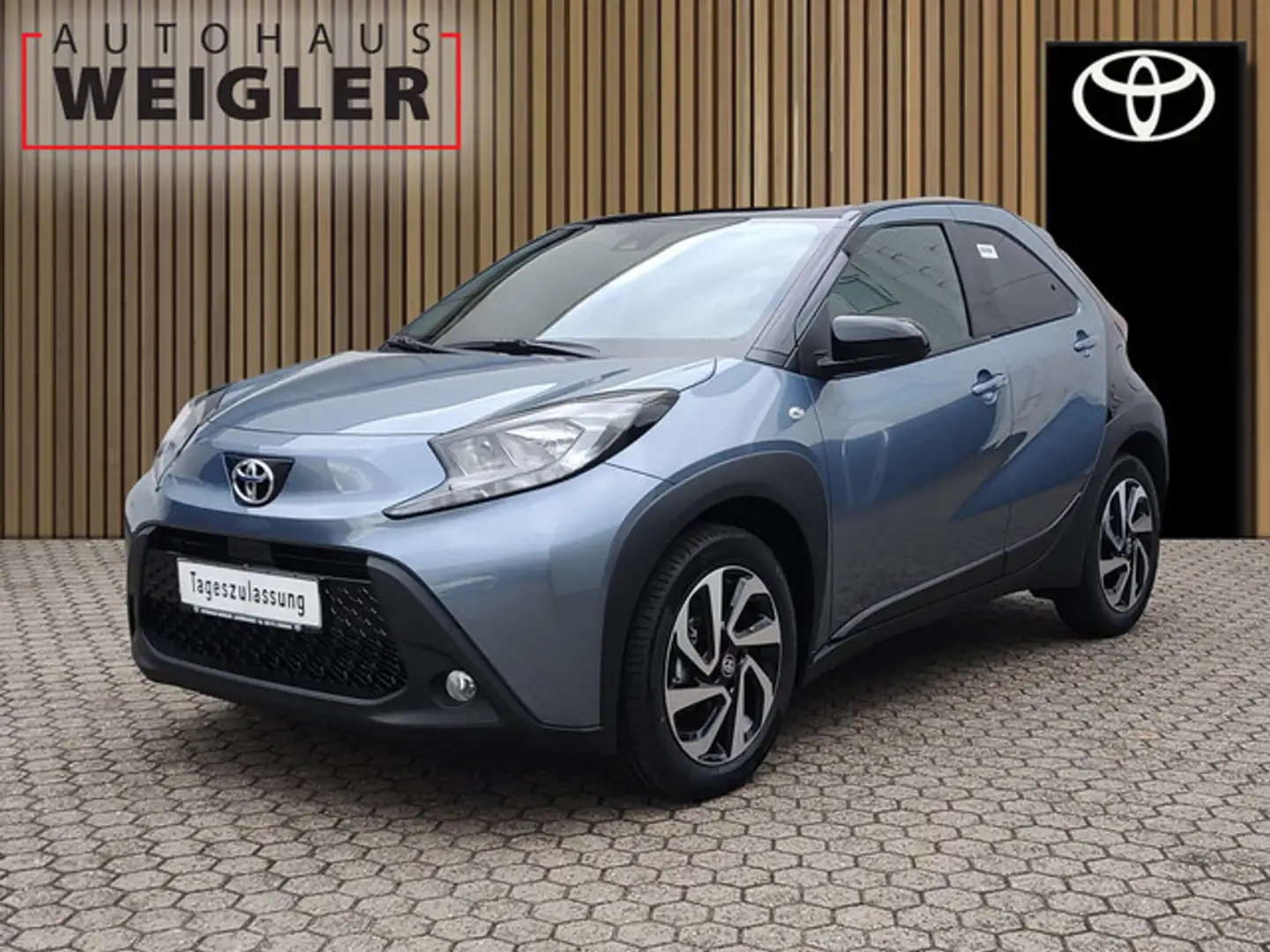 Toyota Aygo X 5-Türer Teamplayer 5-Gang*Klima*Kamera* Gris - 1