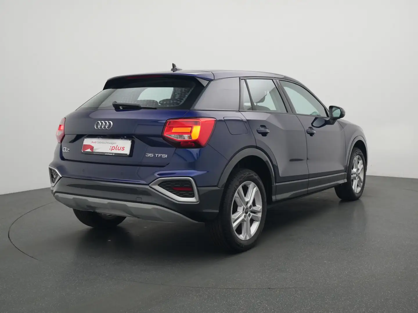 Audi Q2 advanced S-TRON KAM ACC SHZ APP PORT NAVI Blau - 2
