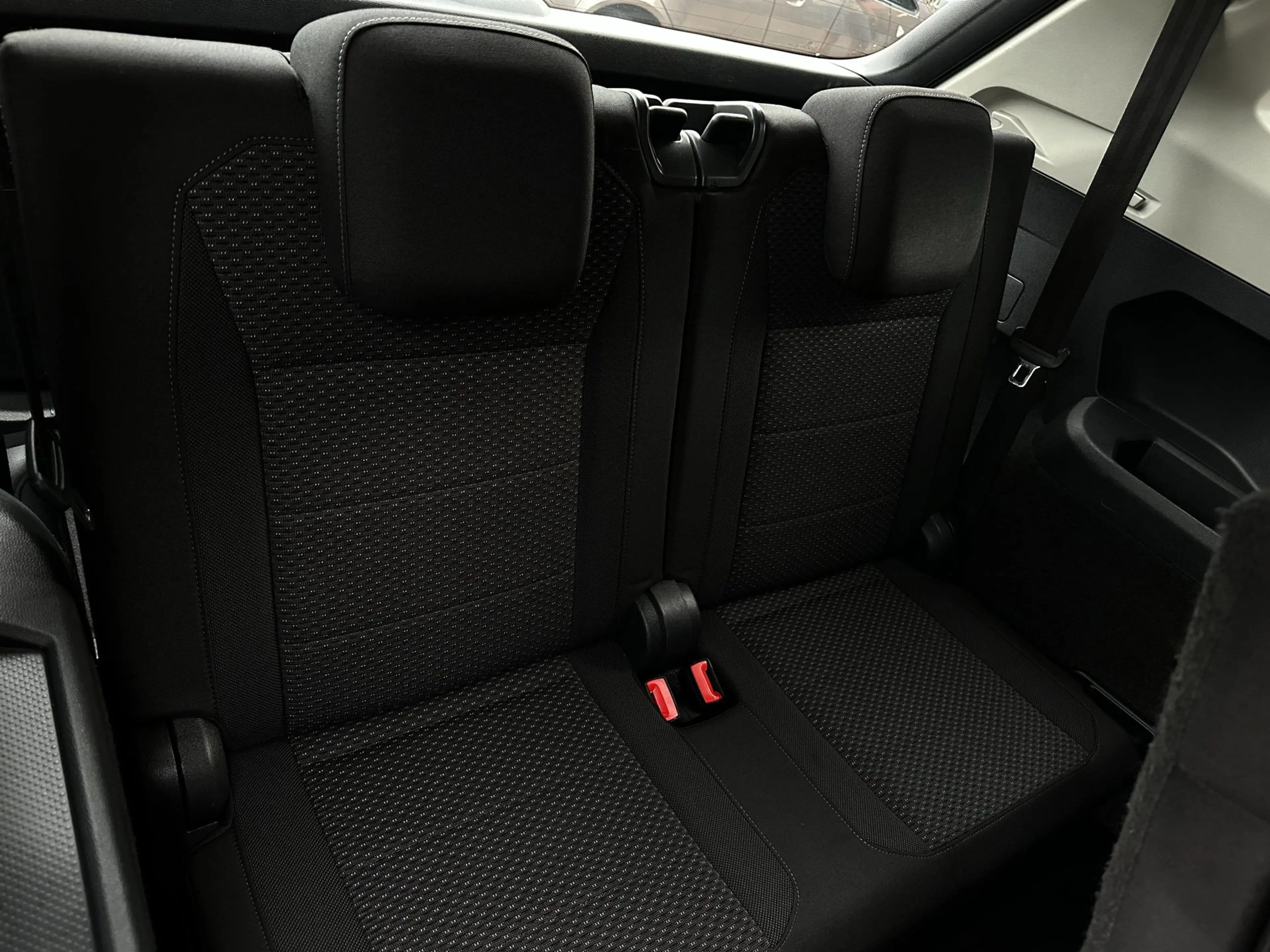 Volkswagen Tiguan Allspace 1.5 TSI Comfortline Business 7p./1STE EIG/digitaal — photo 17