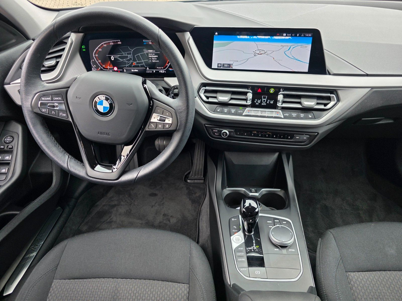 BMW 120 d Advantage Automatik/LED/Navi — photo 9