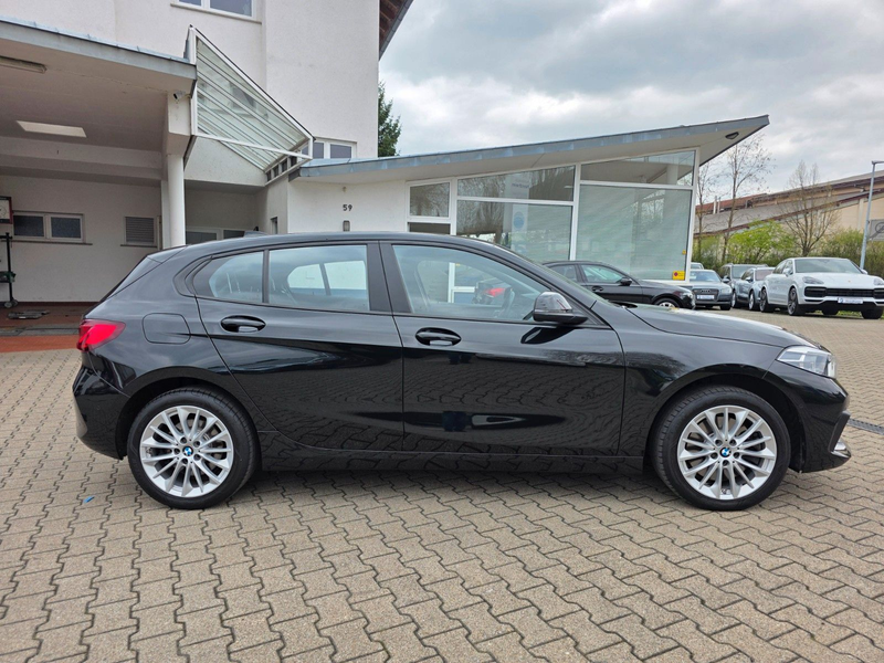 BMW 120 d Advantage Automatik/LED/Navi — photo 4
