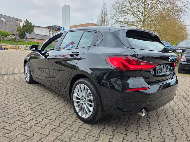 BMW 120 d Advantage Automatik/LED/Navi — photo 7