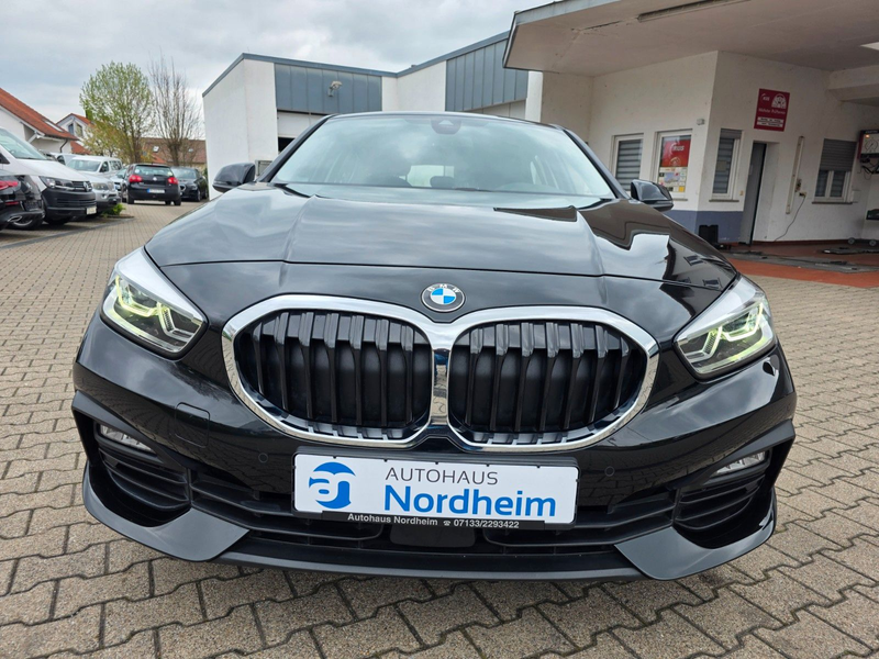 BMW 120 d Advantage Automatik/LED/Navi — photo 8