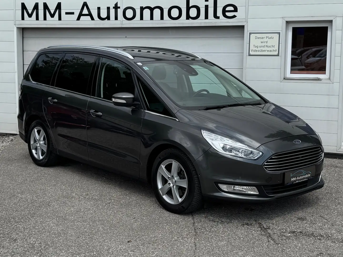 Ford Galaxy Titanium*LED*7-SITZER*SONY*SHZ*RFK*uvm Grau - 1