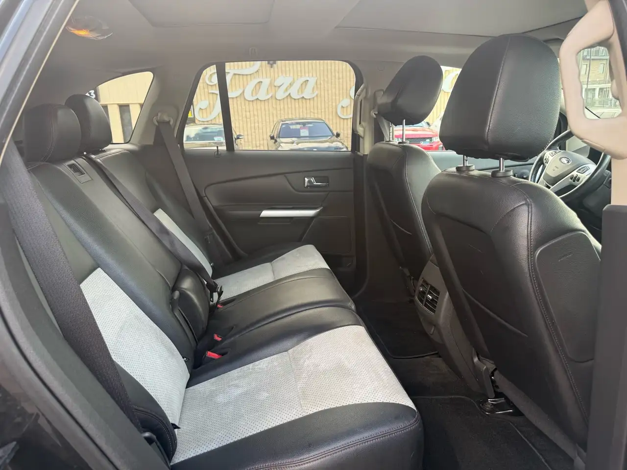 Ford Edge photo Ford Edge