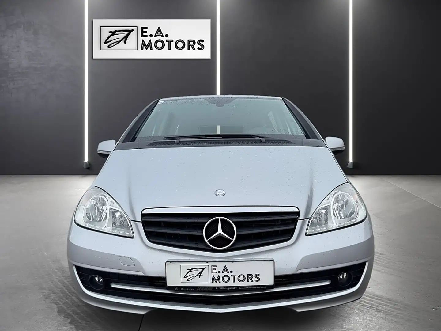 Mercedes-Benz A 180 Classic CDI Aut. Silber - 2