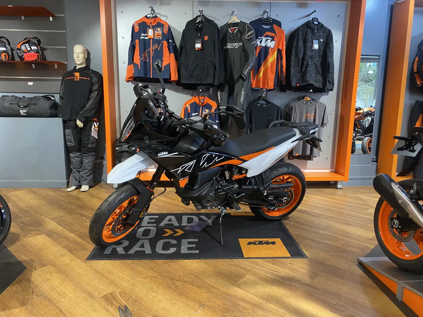 KTM 890 SMT Blanc - 2
