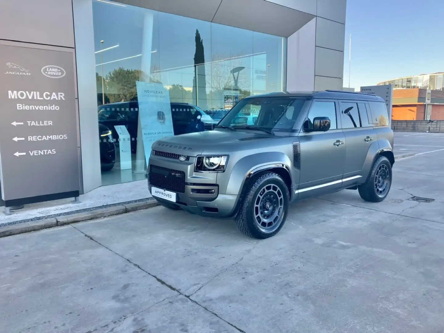 Land Rover Defender 110 4.4 V8 MHEV Octa Edition One AWD Aut. 635 Verde - 1