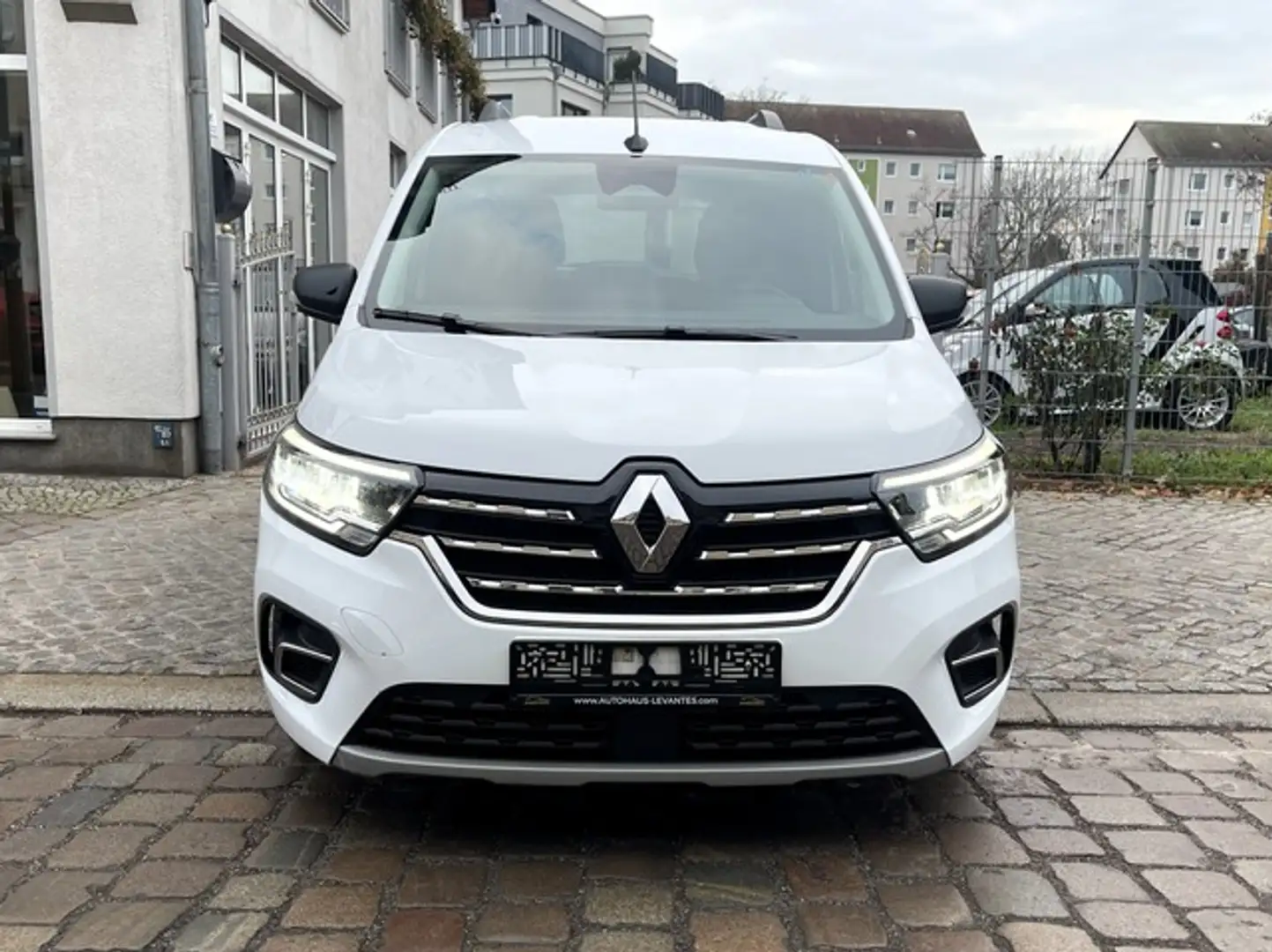 Renault Kangoo III 1.3 TCe130 Techno KEYL LED NAVI Blanc - 2