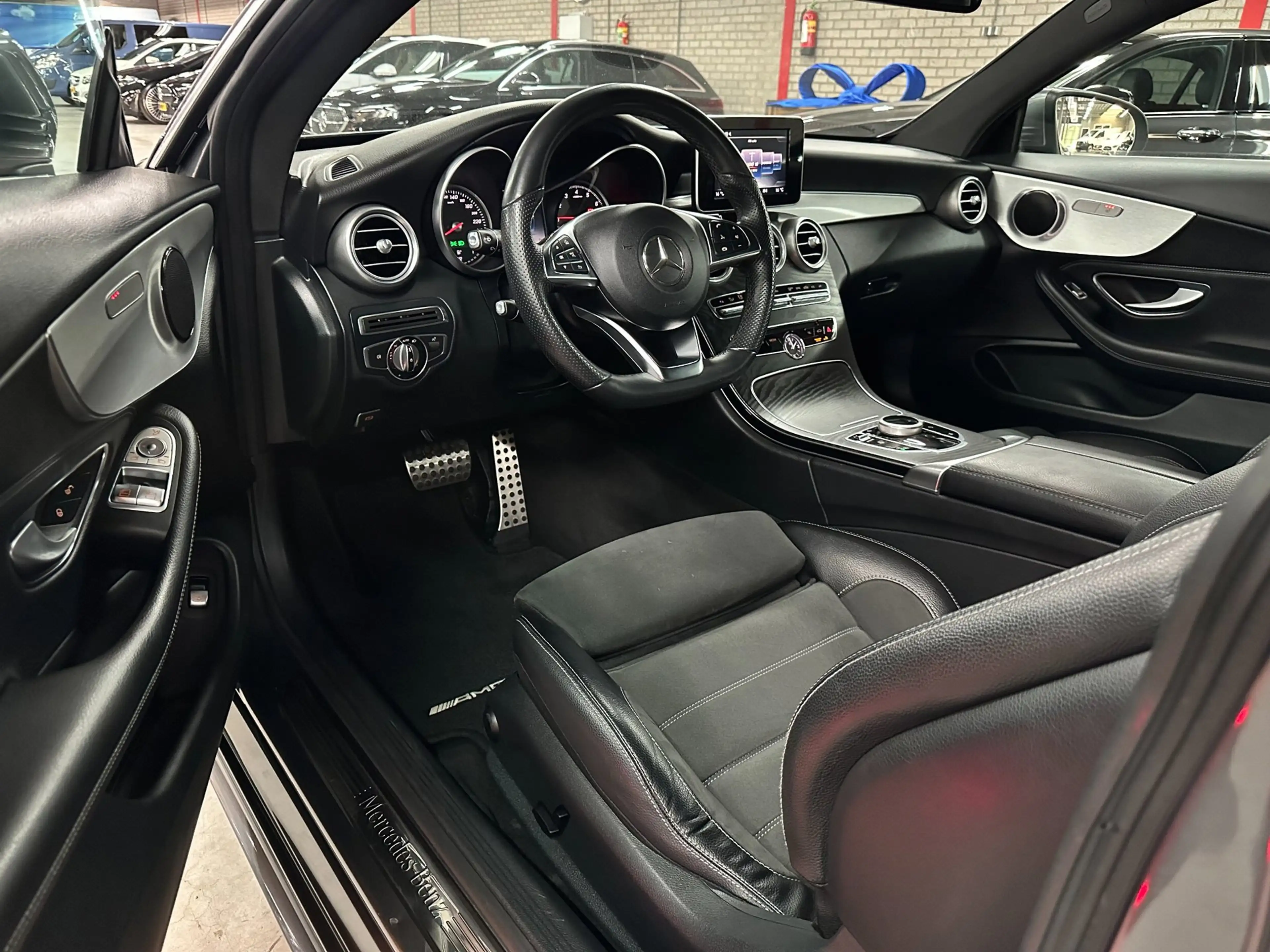 Mercedes-Benz C 180 Coupé AMG, Xenon, BTW! — photo 3