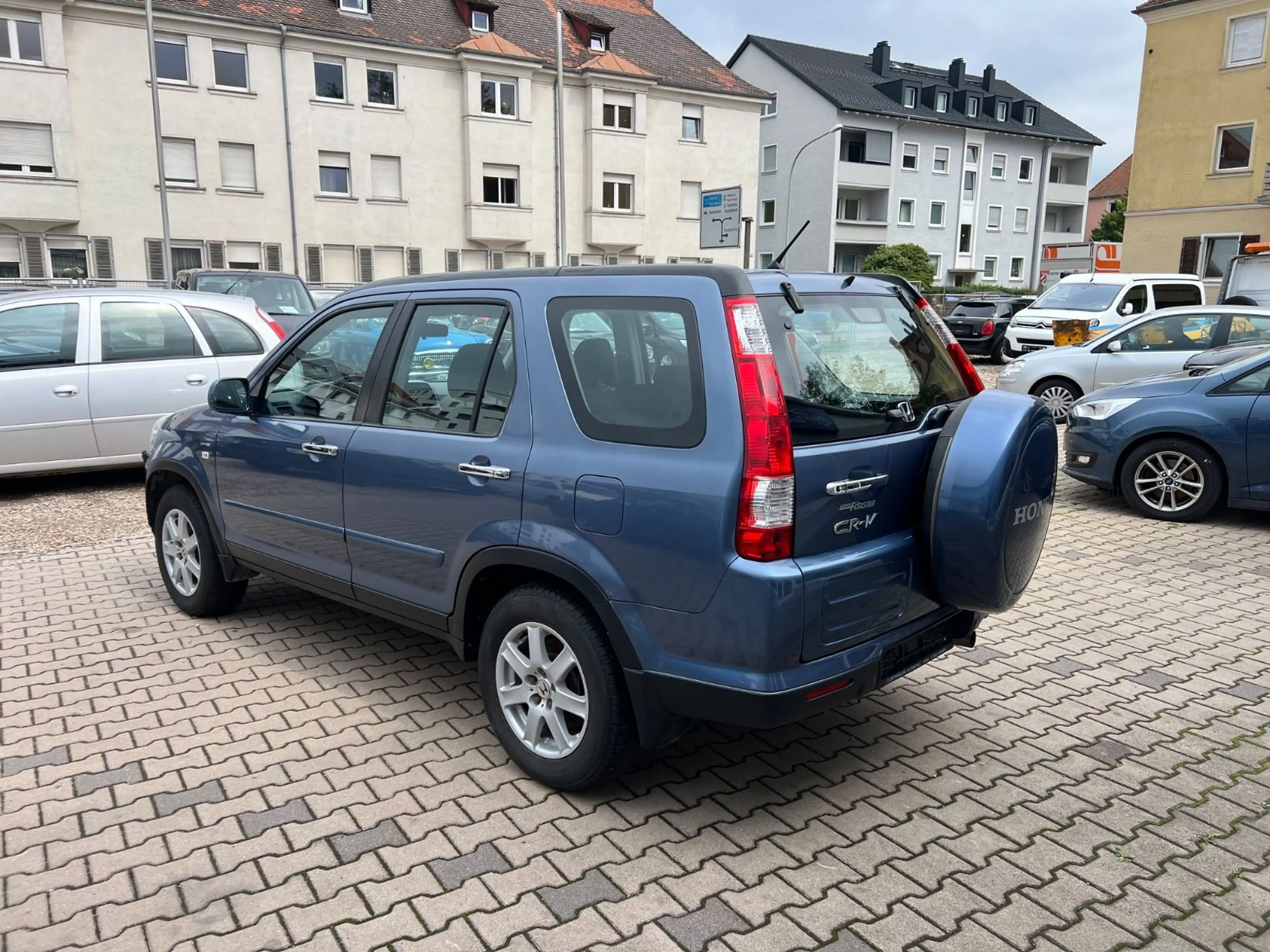Honda CR-V ES Allrad 4x4 — photo 6