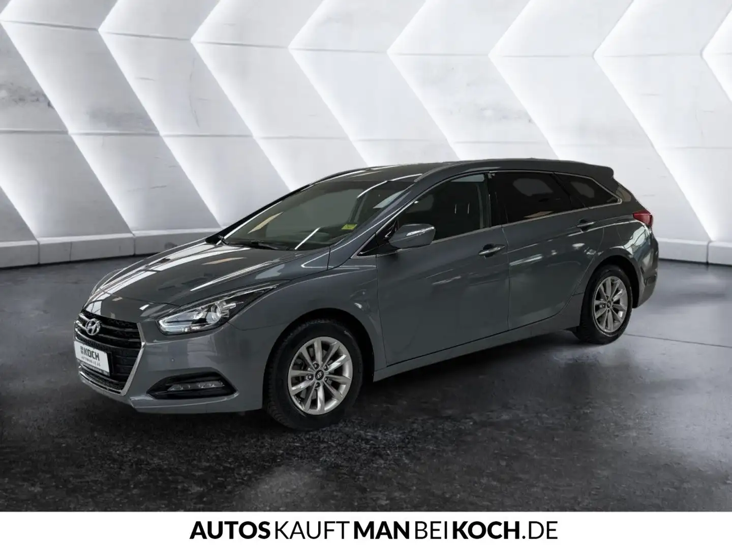 Hyundai i40 Kombi 1.6 GDI Trend Blue LED PDC SHZ LRH TEM Grau - 2