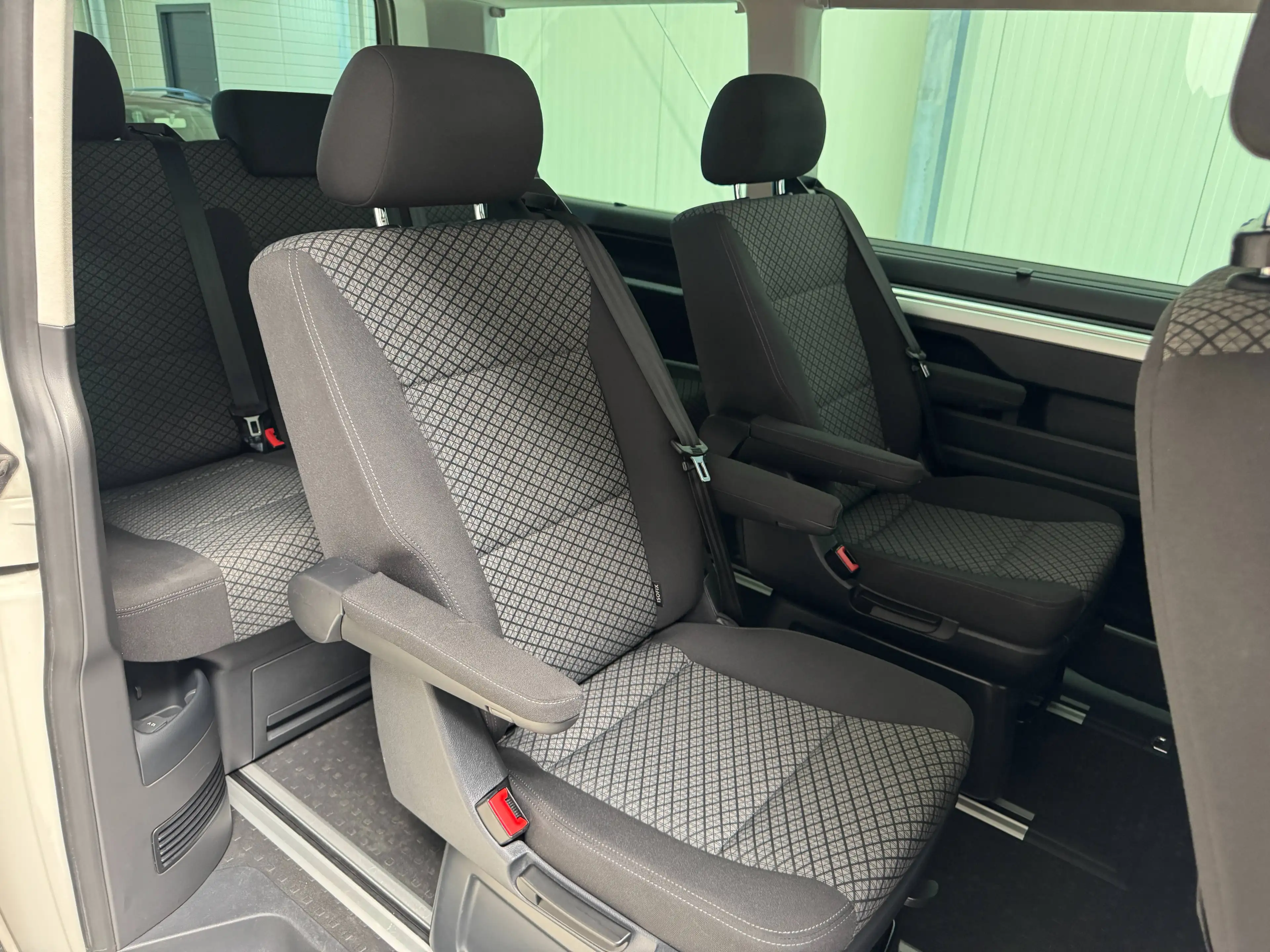 Volkswagen T6.1 Multivan Standhzg Kamera Klimaaut Sitzhzg Navi Service TÜV neu — photo 13