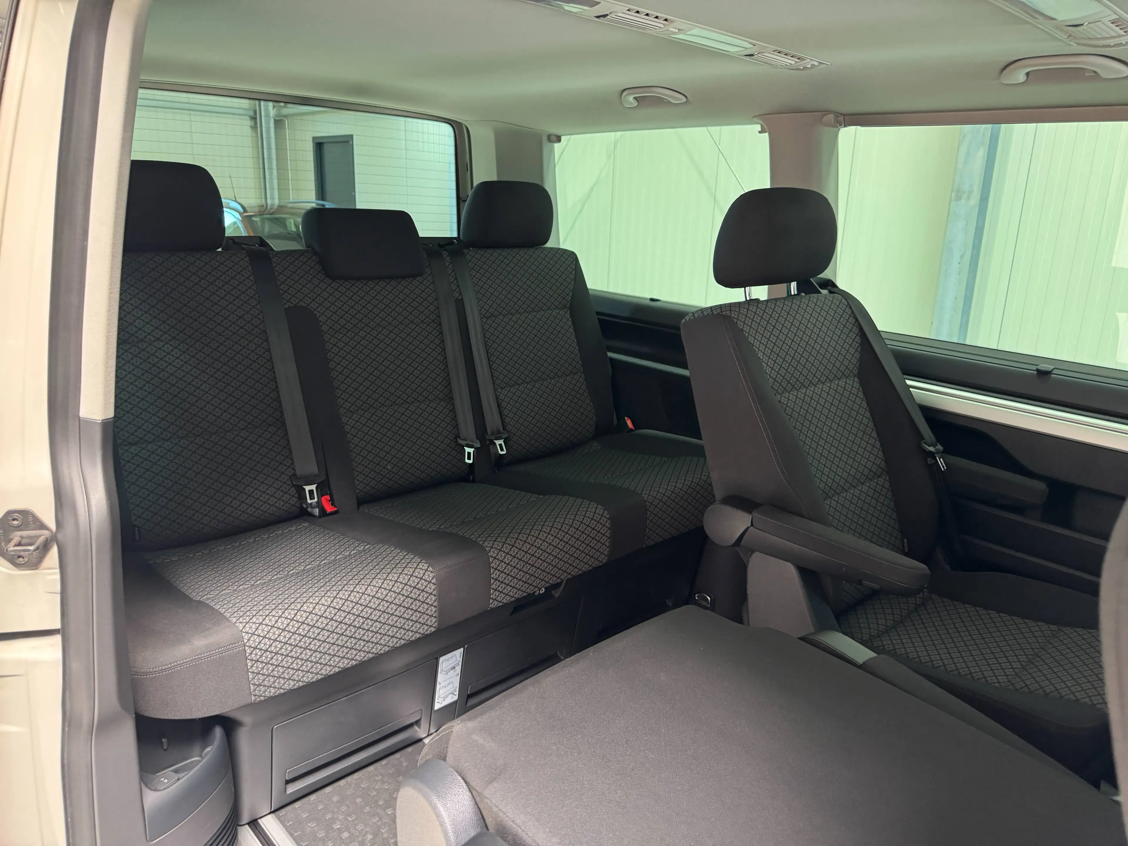Volkswagen T6.1 Multivan Standhzg Kamera Klimaaut Sitzhzg Navi Service TÜV neu — photo 14