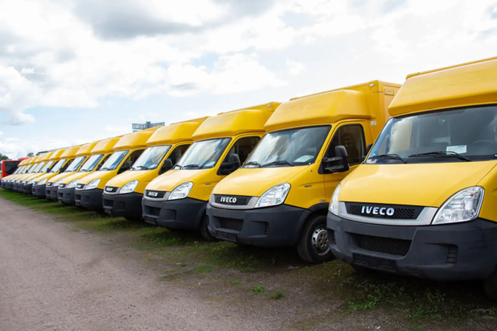 Iveco Daily 35 S11 C30C AUTOMATIK KAMERA MAXI Gelb - 1