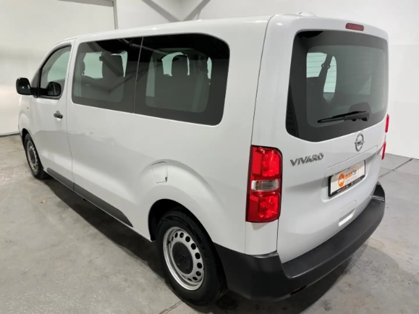 Opel Vivaro 1.5 D Kombi M EU6d 9-Sitzer Navi Klima PDC Weiß - 2