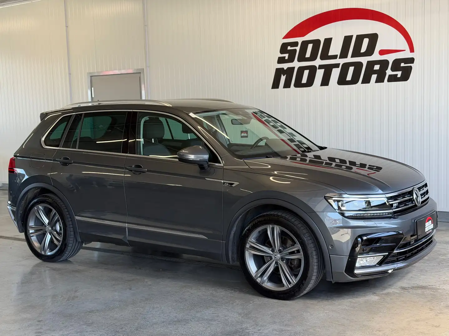 Volkswagen Tiguan 4Motion/R-Line/ACC/Spurhalte/Navi/Kamera/LED/AHK/ Grau - 2