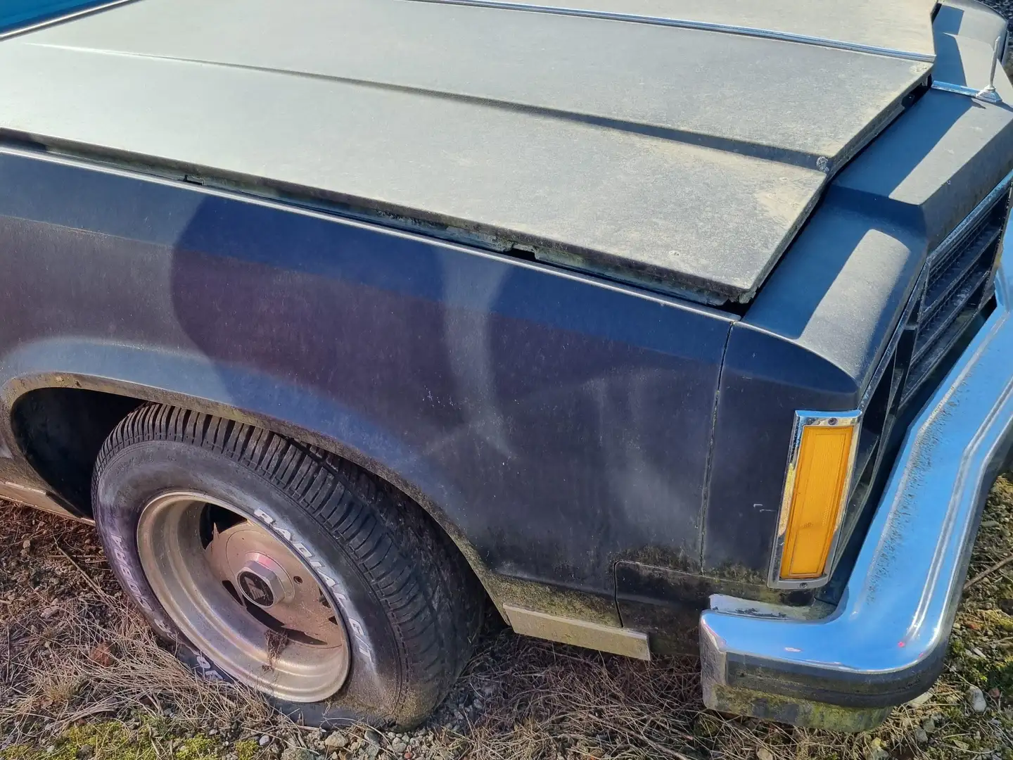 Oldtimer Oldsmobile V8 Schwarz - 2