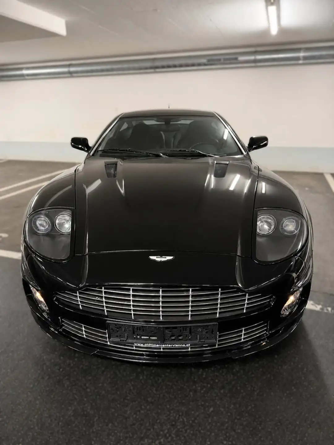 애스턴마틴 뱅퀴시 Coupe 2007 검정 사진 2