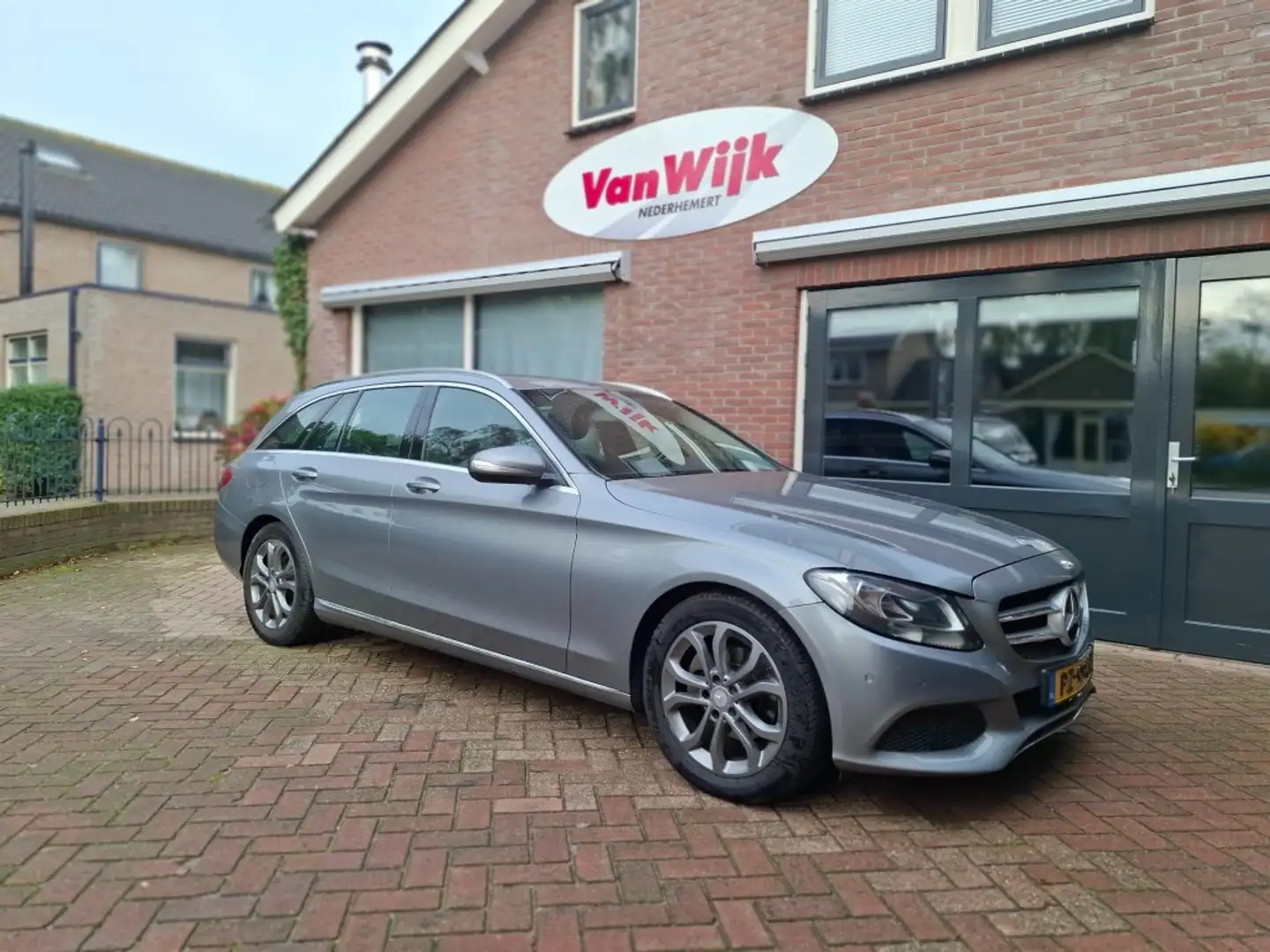 Mercedes-Benz 200 200CDI PRESTIGE Gris - 1