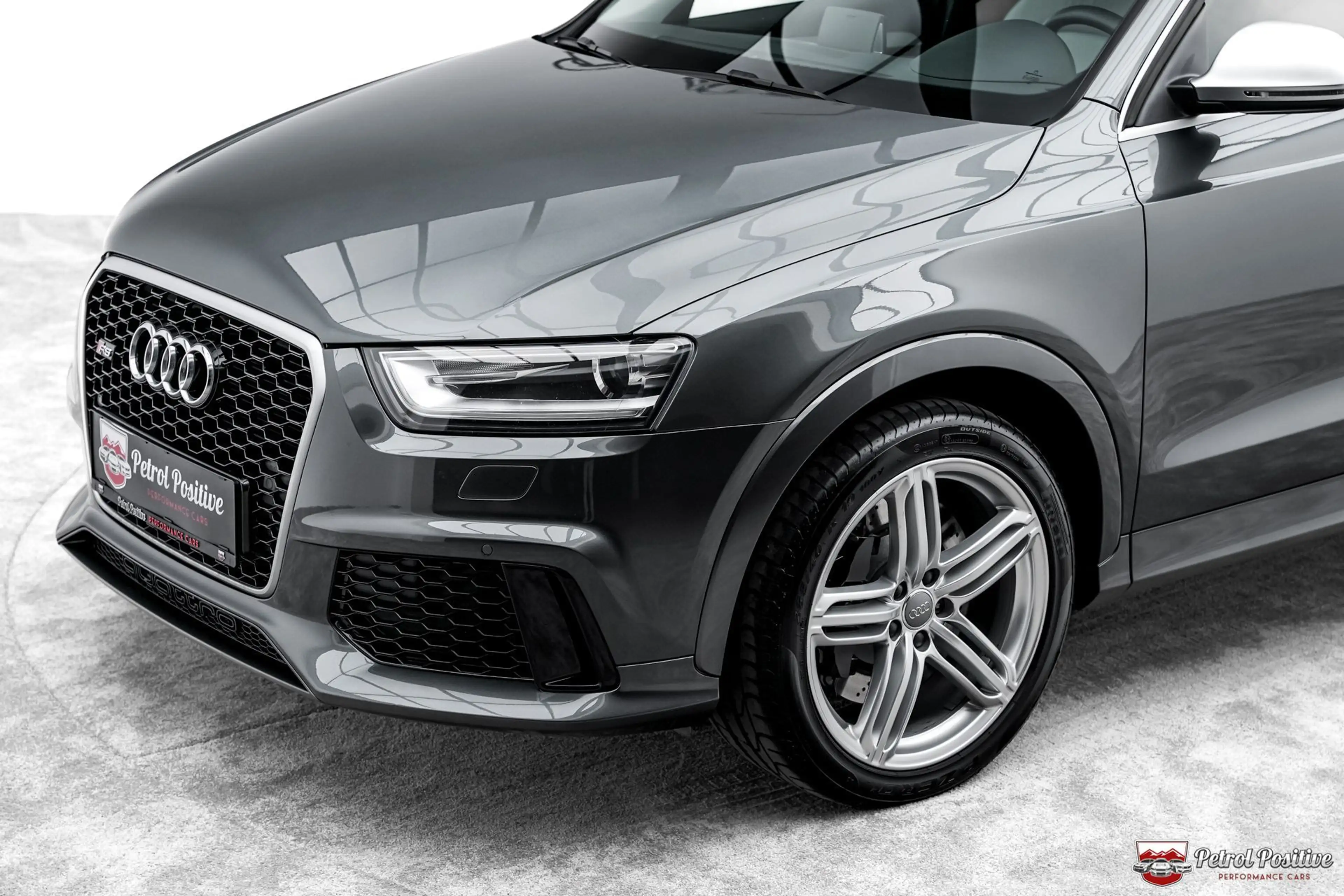 Audi RS Q3 RSQ3 2,5 TFSI quattro S-tronic Original / Top gep — photo 3