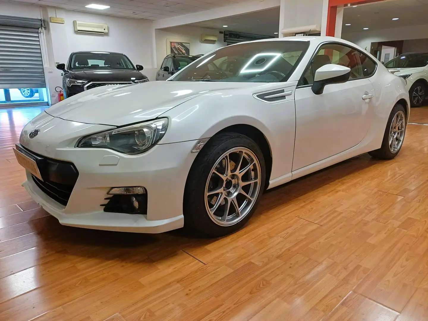 Subaru BRZ 2.0 6mt Bianco - 1