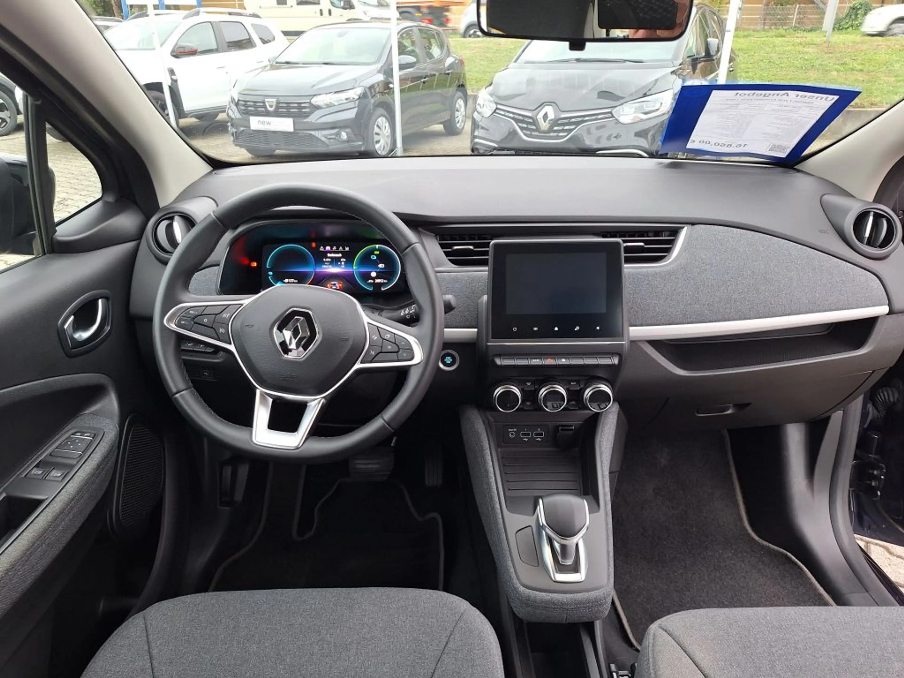 Renault ZOE EV50 110hp Evolution — photo 11
